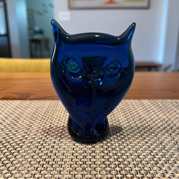 Viking Glass Bluenique Owl Figurine: Vintage Blue Paperweight