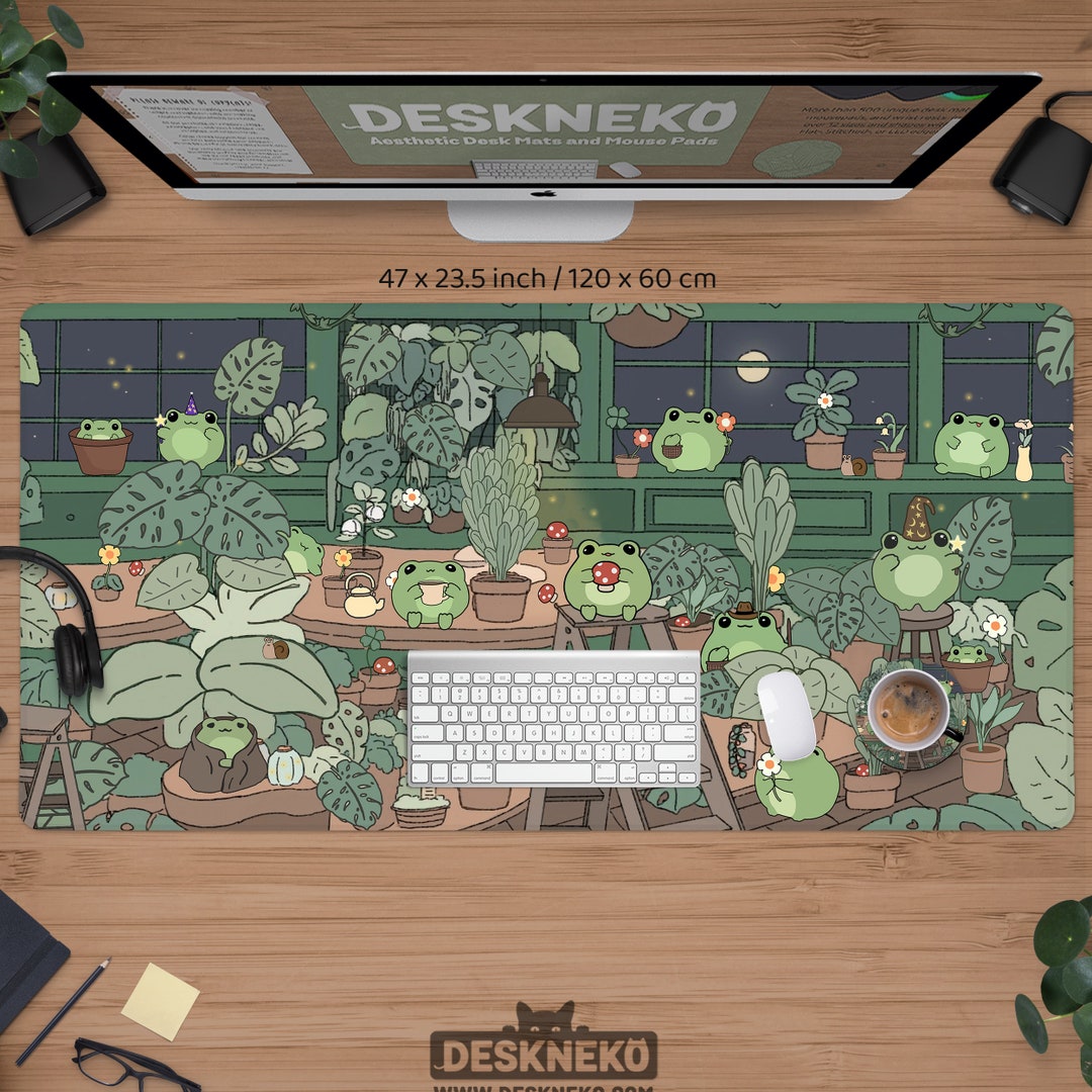 Frogs Desk Mat Cute, Green Mousepad Kawaii, Smol Anime Animal