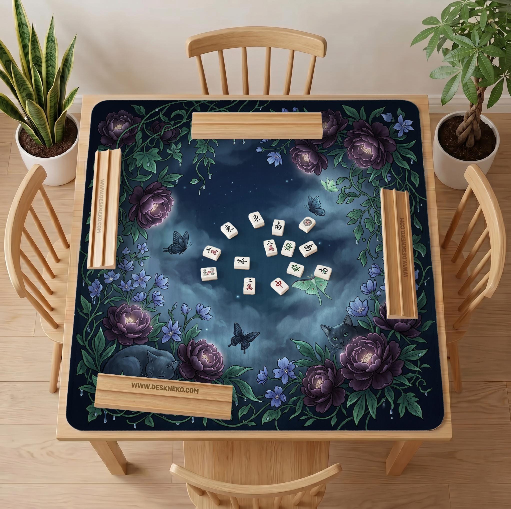 Dark Botanical Mahjong Mat image 2