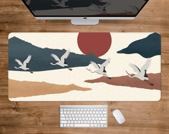 Japanisches Schreibtisch-Mauspad mit Kranichmotiv, minimalistisches japanisches Mauspad, asiatische Kunstästhetik in Gold, Rot und Blau, Koi-XXL-Gaming-Schreibtisch-Mauspad mit Naturmotiv
