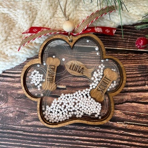 Personalized Pet Ornament | Shaker Ornament with Custom Pet Names | for Dogs and Cats | Gift for Pet Lovers