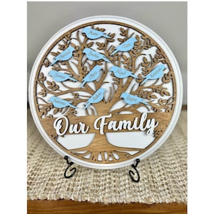 Personalized Family Tree Wood Sign Gift for Mother&#39;s Day, Custom Family Tree with Birds or Hearts, Gift for Grandma or Mom