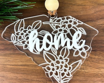 South Carolina Christmas Gift Ornament in South Carolina State Shape, Acrylic Home State SC Christmas Gift Ornament with State Flower