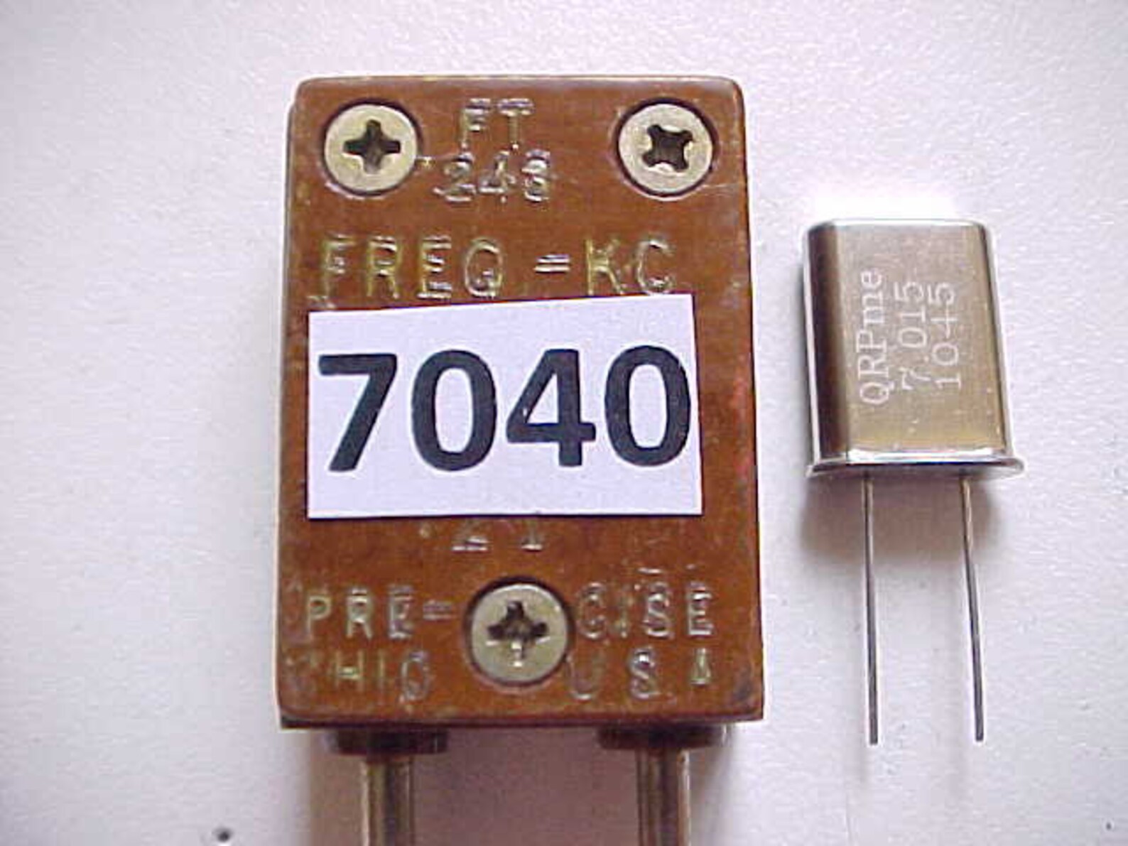 HC49/U QRP Ham Radio Crystals Installed in Ft243 Holders 80 & 40 Meter