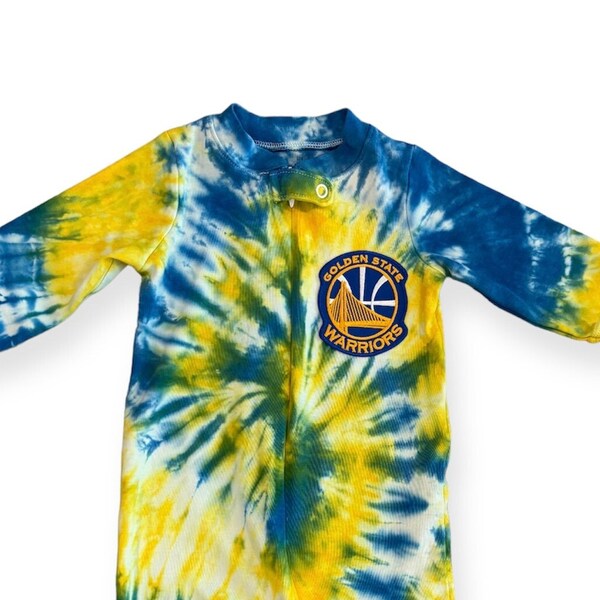 WARRIORS Tie Dye Baby Footed Romper | Organic Cotton Tocayo Hand Dyed Infant Long Sleeve Zip Sleeper | Golden State Blue Gold California