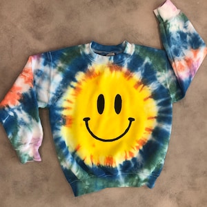 HAPPY Tie Dyed Kids Sweatshirt ages 2-12 | Unisex Happy Face Crew Toddler Hoodie | Hand Ice Dyed Fleece | Size 2 3 4 5 6 7 8 10 12 years