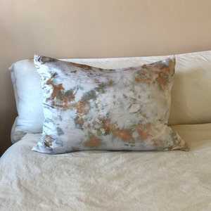 Tocayo ICE GEODE Pure Silk Tie Dyed Pillowcase | Hand Ice Dyed Mulberry Beauty Sleep Pillow Cover Case | Single or Pair
