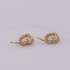 18K Gold Filled CZ Flower Earrings,Huggie Hoop Earrings,Hoop Earrings,Hypoallergenic Huggie Hoop,Gift for Her