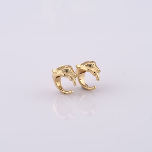 Gold Non Piercing Cartilage Clip Earrings,18K Gold Filled Tiger Cuff Earrings,Hypoallergenic Huggie Hoop,Gift for Her