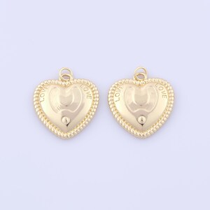 Ciondolo a forma di cuore riempito d'oro 18 carati, ciondoli d'amore in oro, ciondoli con lettere, fornitura di accessori per la creazione di gioielli fai da te, braccialetti e collane.