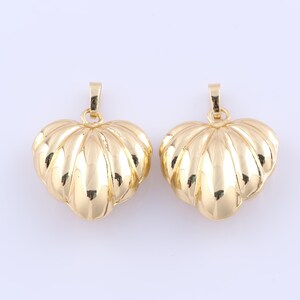 18K Gold Filled Shell Pendant, Ocean Charms, Beach Charms, DIY Jewelry Making Findings Supplies