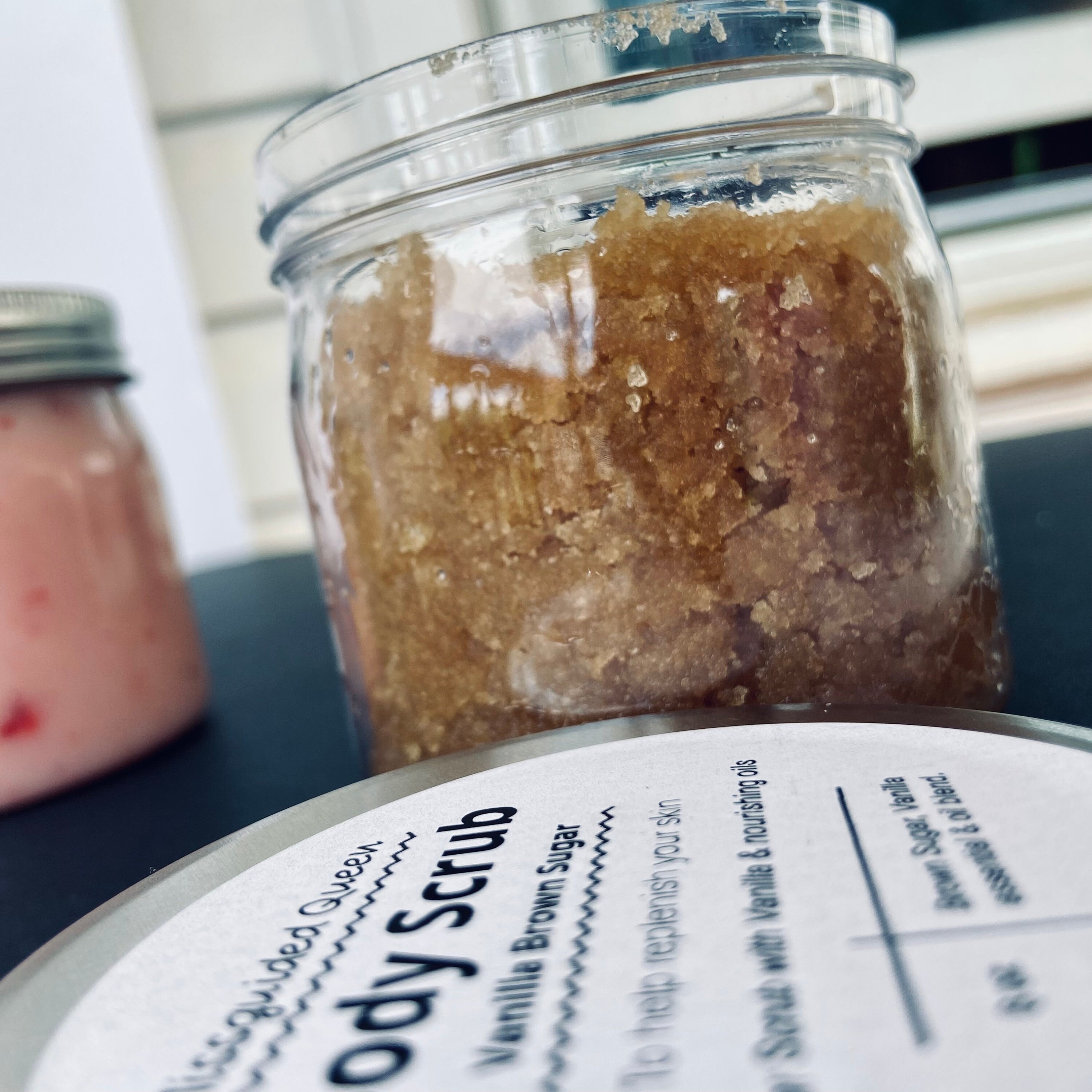 Brown Sugar Body Scrub Vanilla & Brown Sugar Body Polish for Skin Care