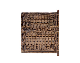 Bellissima porta Dogon in legno intagliato (Mali, Africa Occidentale)