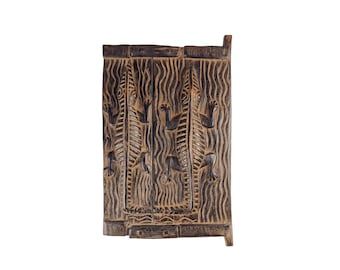 Bellissima porta Dogon in legno intagliato (Mali, Africa Occidentale)