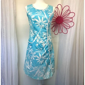 Vintage 60s Floral Shift Dress: Upcycled Mod Mini Dress, Size MED
