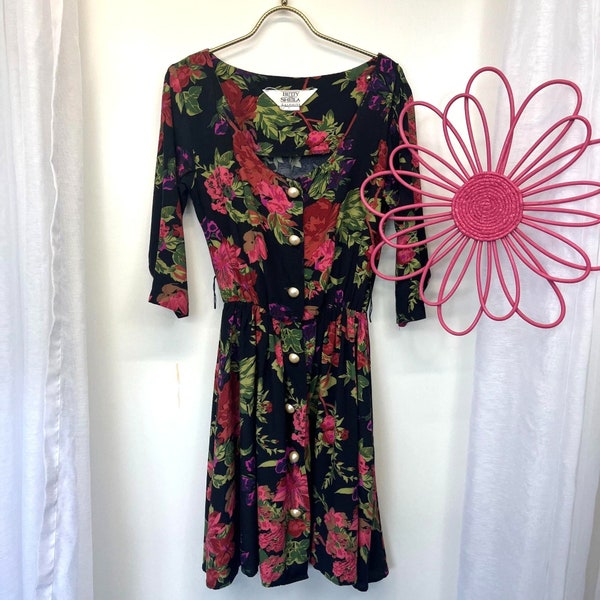 Betty and Sheila Vintage 90s Floral Mini Dress Size 5 / SMALL Ladies American Vintage Cottage Core Fairy Core Wedding Guest Romantic Indie