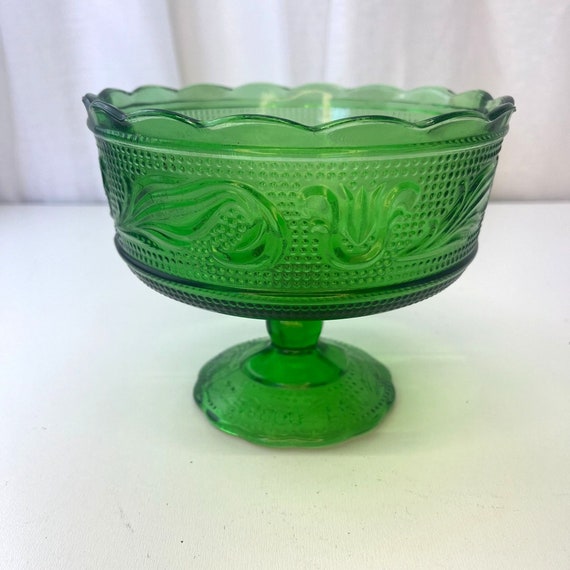 ヴィンテージグリーンガラス台座キャンディボウル：E.O. Brody MCM