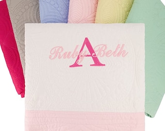 Personalisierte Baby-Quilt | Monogramm Baby Quilts | Baby Mädchen Quilt | Personalisierte Baby-Geschenke für Mädchen | Babydecke / Quilt Rosa mit Monogramm