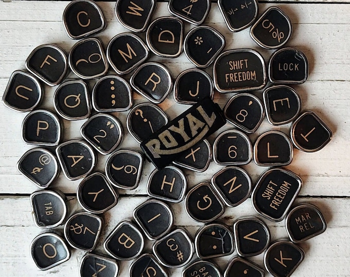 Vintage Royal Typewriter Keys, Royal Quiet Deluxe Model From the 1940's ...