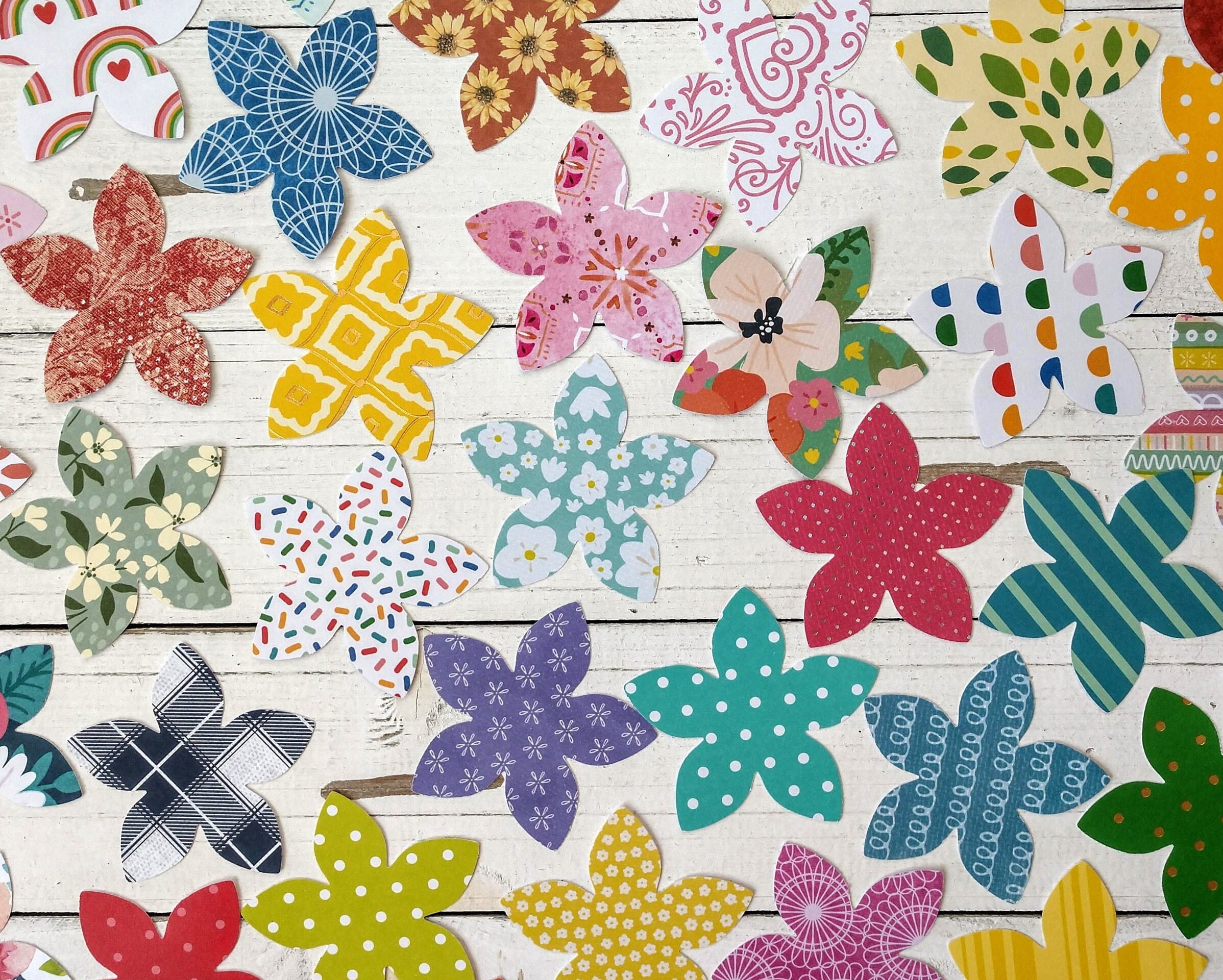 30 Flower Die Cuts, Flower Punch, Flower Confetti, Flower Table Scatter, Flower Decor, Flower Scrapbooking, Flower Card Making, Set of 30