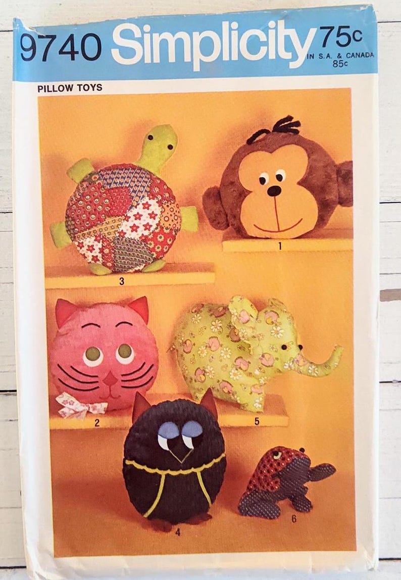 Vintage Simplicity Sewing Pattern Envelopes: Toy Pillows & Rag Dolls ...