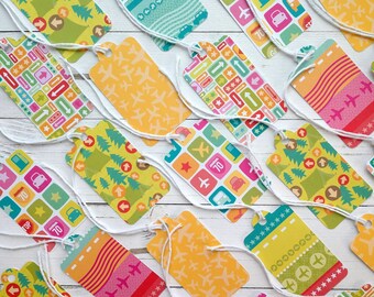 Colorful Travel Gift Tags: Tour & Travel Group Gift, Party Favors, Treat Bags, Set of 10