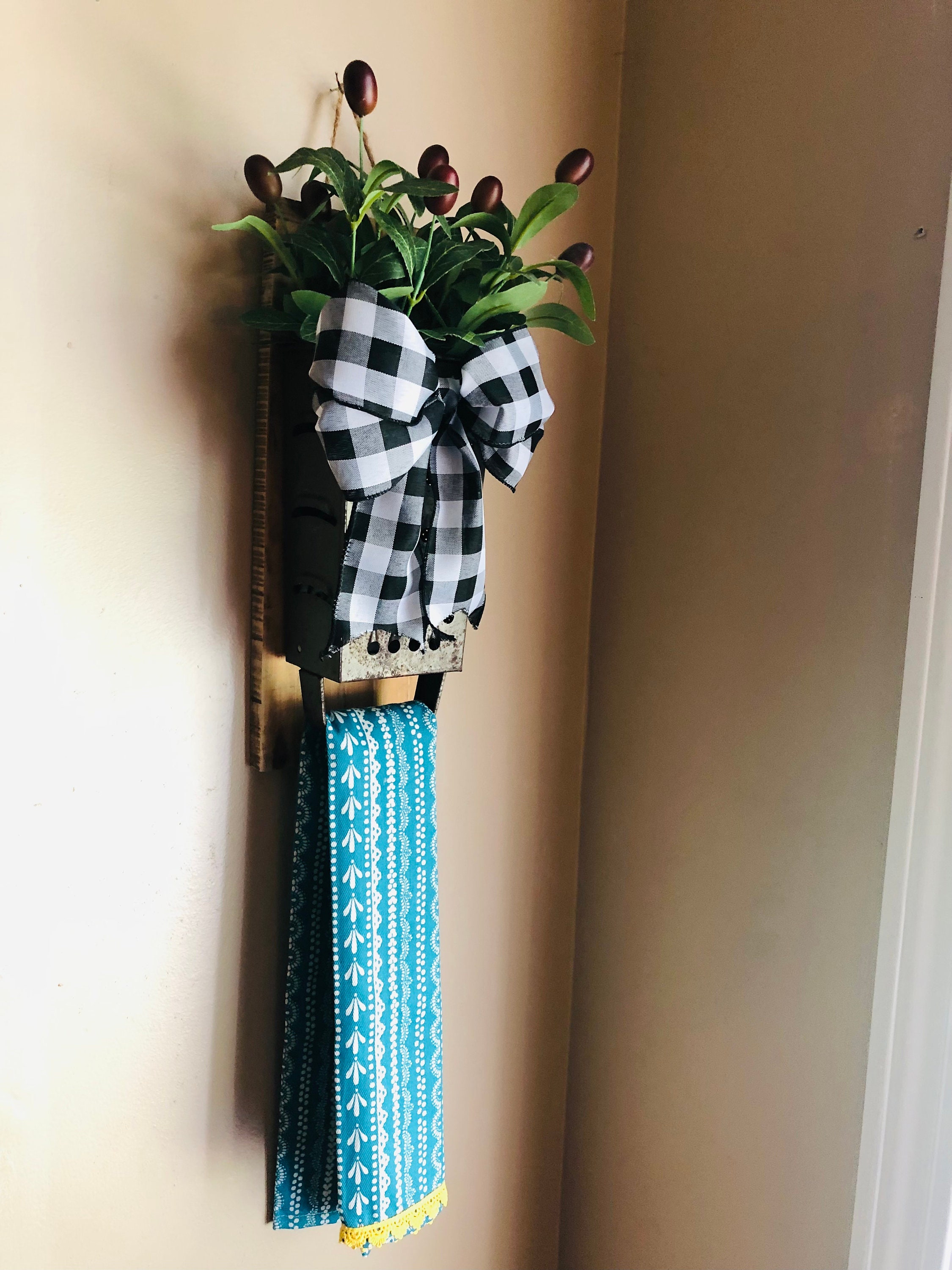 Vintage Cheese Grater Towel Holder Farmhouse Rustic Kitchen Wall Decor