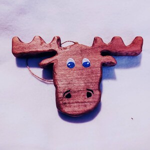 Bonito ornamento de alce de madera | Etsy