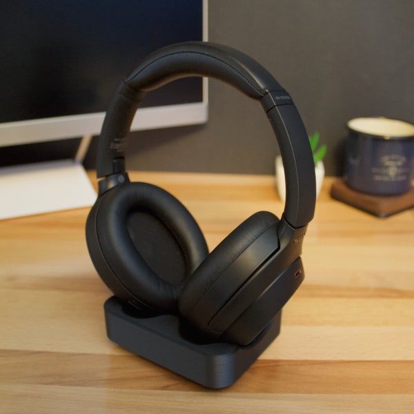 WH-1000XM5 Headphone Stand - Simple Headphone stand for charging Sony WH 1000XM4 -   XM4 Stand and XM5 Stand - USB C Charging - 3D Printed