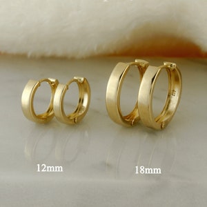 10k Solid Gold Plain Huggie Earrings, Everyday Gold Huggie Hoops, Minimalist Gold Hoops, Thin Gold Huggie Hoop Earrings, Dainty Gold Earring