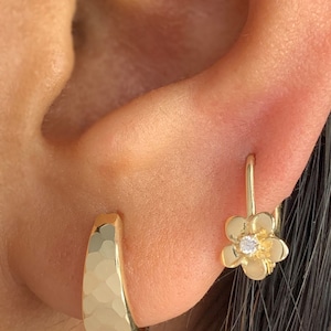 10k Solid Gold Huggie Earrings, Huggie Earrings for Gift, Hammered