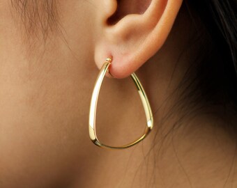 3MM Thick 40MM Large Hoops 10K Yellow Gold Hoop Earrings Snap Closure 2.9 grams 3MM Thick 40MM Large Hoops 10K Yellow Gold Hoop Earrings Snap Closure 2.9 grams
