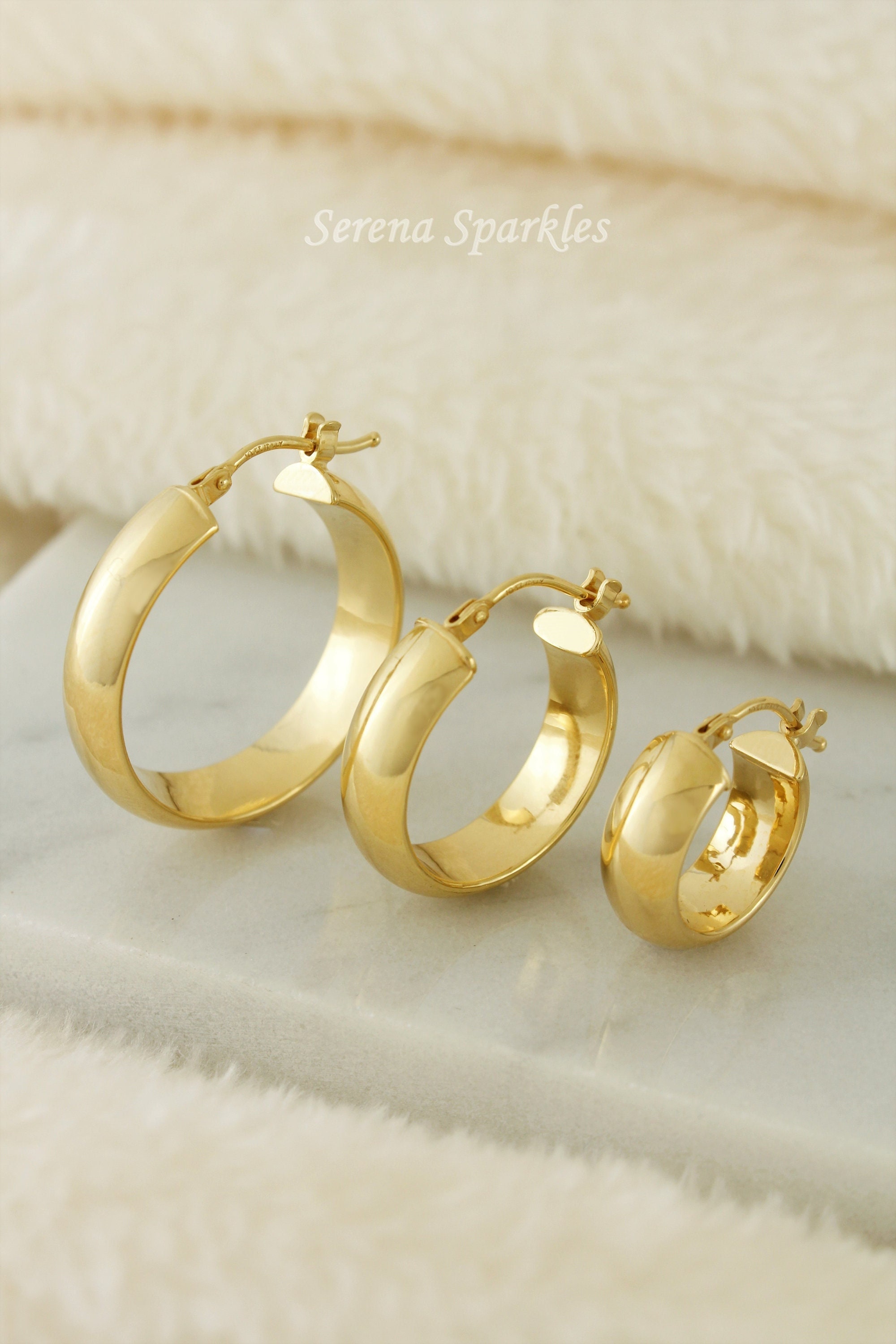 あい　Classic Hoops Thick Small Gold Classic Thick Gold Hoop Earrings | Statement Hoops