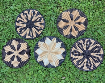 African Rwanda Trivet/ African Woven Trivet/ Wall Decor/ Gift For Mom/ Decorative Trivet/ Boho Wall Art/ Unique Trivet