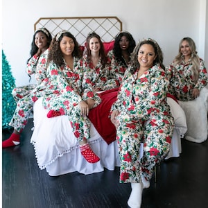 Baroque Holiday long sleeve Pajamas Set image 1