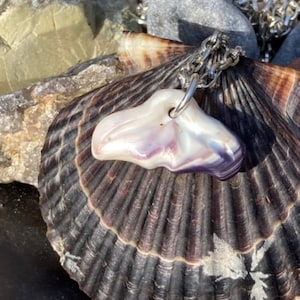 Wampum whale tail pendant