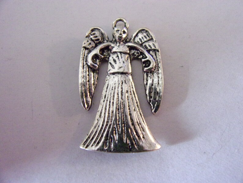 Set of 6 Weeping Angel Charm
