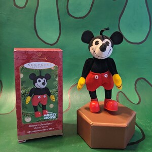 Vintage Hallmark Keepsake Ornament - &quot;Minnie&#39;s Sweetheart&quot; Mickey Mouse