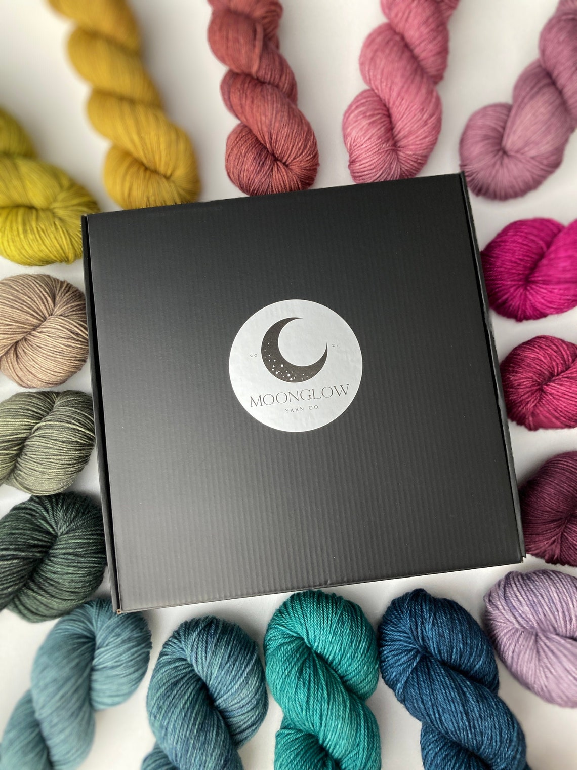 Moonglow Rainbow Yarn Advent Fil teinté à la main brillant Etsy