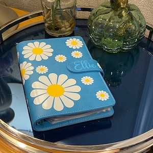 Daisy Budget Binder with Envelopes image 1