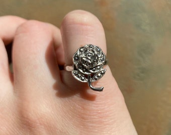 Vintage 925 Sterling Silver Signed Marcasite Flower Floral Art Deco Ring