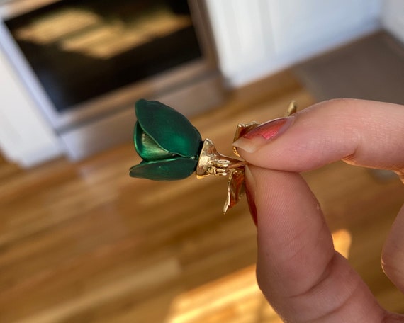 Vintage Gold Green Flower with Pearl Brooch Pin - image 6