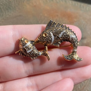 Vintage Gold Tone Detailed Fish Swordfish Brooch Pin