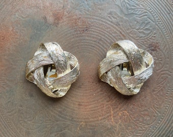 Vintage Gold Tone Ribbon Clip On Earrings