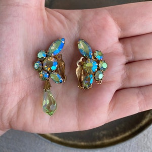 Vintage 1950’s Kramer Signed Iridescent Rhinestone Clip On Earrings