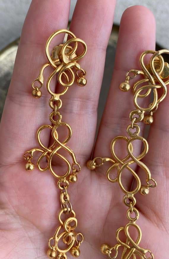 Vintage Gold Tone Dangle Earrings, Costume Jewelry - image 4