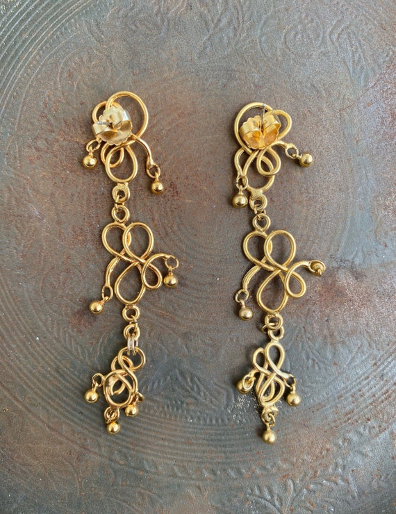 Vintage Gold Tone Dangle Earrings, Costume Jewelry - image 2