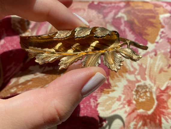 1960’s Coro Gold Plated Leaf Autumn Fall Brooch - image 2