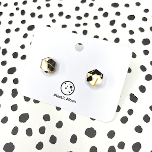 Black & White Crackle Hexagon Mini-Stud // Handmade Acrylic Earrings // Black // White // Hexagon // Gift // Present // Stocking Filler