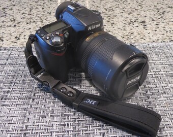 Nikon D90 (17k Klicks) w/B. New  18-140mm f/3.5-5.6GED DX VR